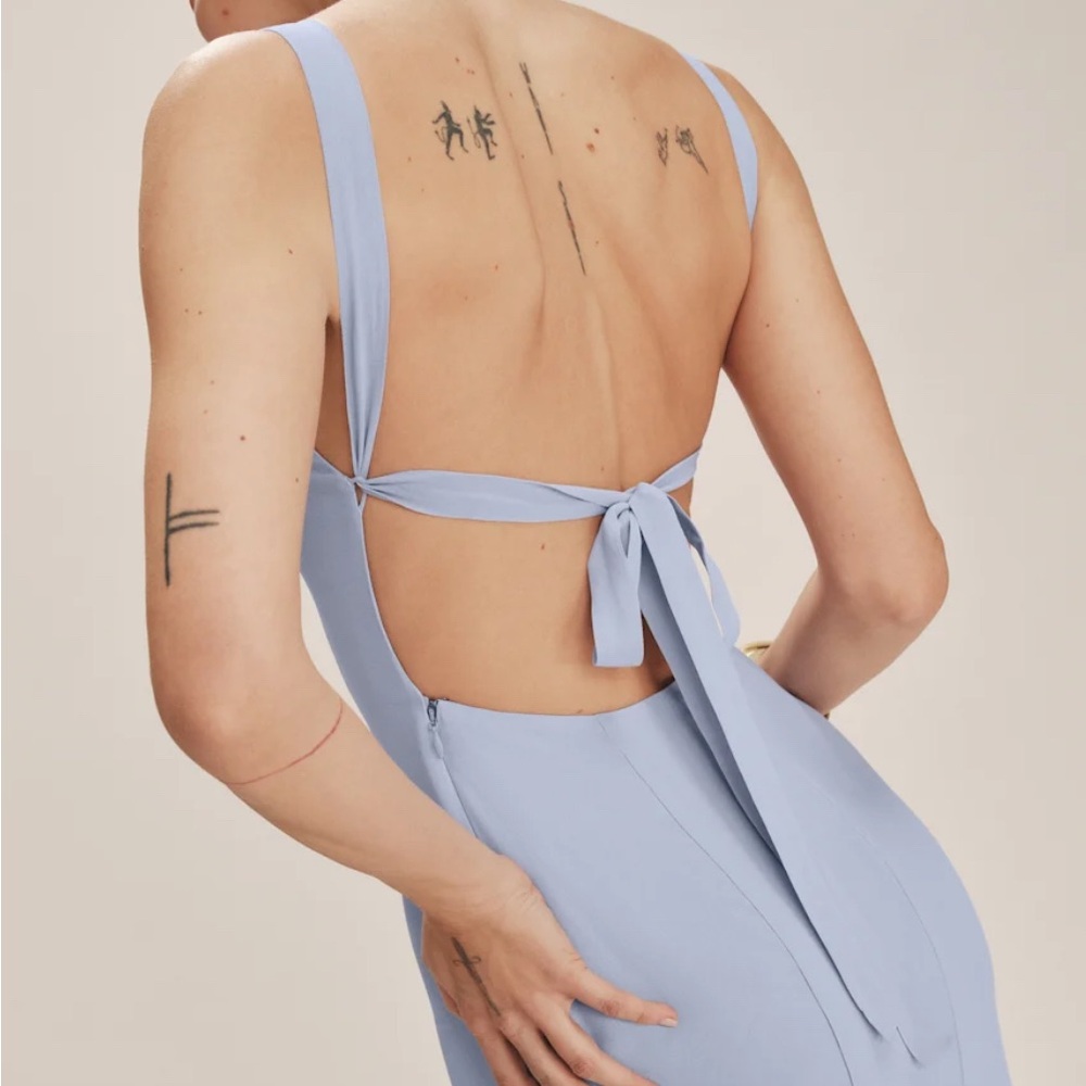Elegant Blue Backless Dress